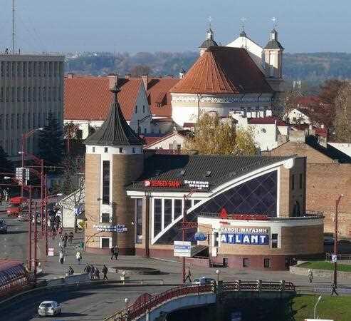 Продается по себестоимости помещение с тремя отдельными входами площад